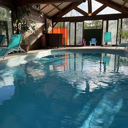 Maison Avec Piscine Et Sauna A Vire エクステリア 写真